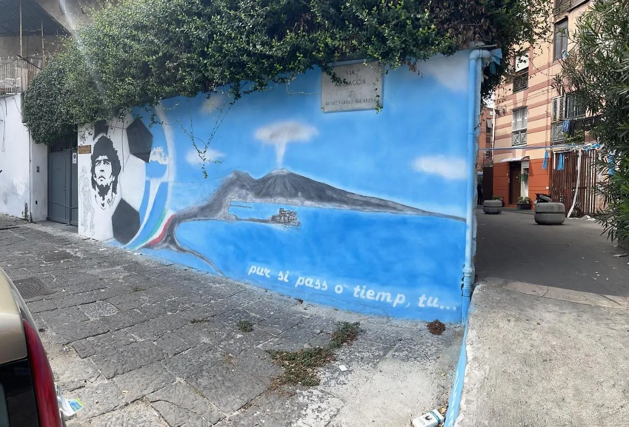 La Casa Di Genny Bed & Breakfast Naples